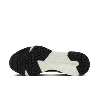 Кросівки для бігу чоловічі Nike Run Defy HM9594-007