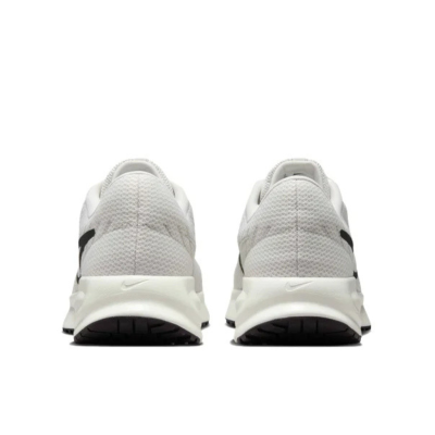 Кросівки для бігу чоловічі Nike Run Defy HM9594-007