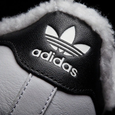 Кросівки жіночі Adidas Superstar Originals