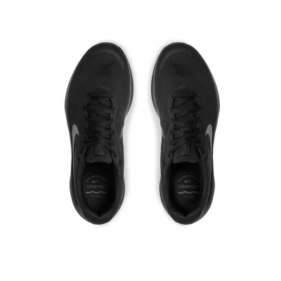 Кросівки бігові чоловічі Nike Revolution 7
