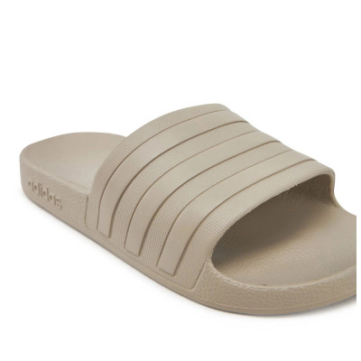 Шльопанці жіночі Adidas Adilette Бежеві